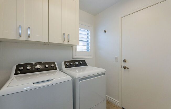 4 beds, 2.5 baths, $3,375
