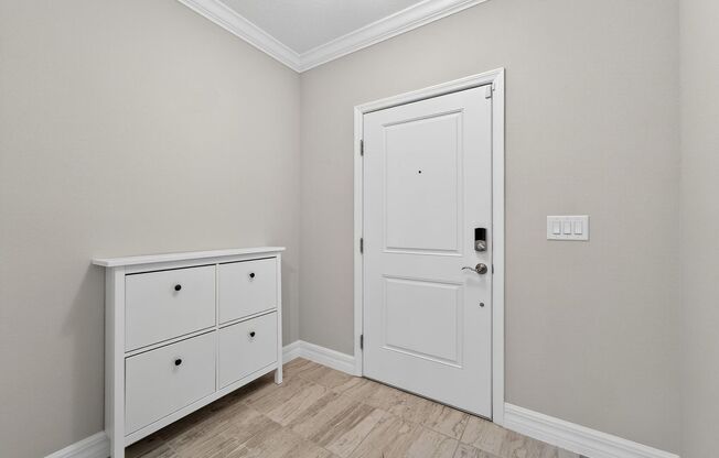 Welcome to the amazing Trevesta community in sunny Palmetto, FL