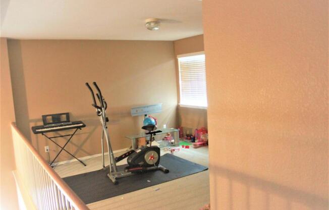 3769 CASTLE ROCK DR