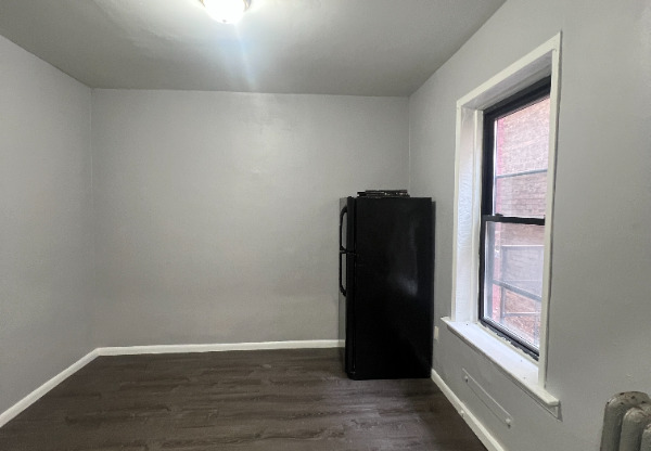 449 MT PROSPECT AVE