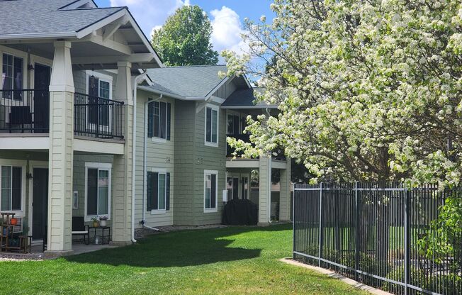 2 beds, 2 baths, 1,077 sqft, $1,650, Unit 9315