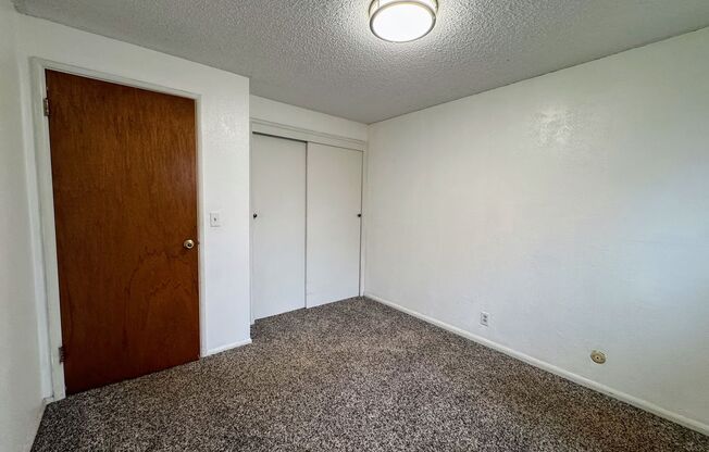 2 beds, 1 bath, $1,500, Unit 2580 Taylor St