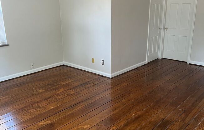 1 bed, 1 bath, $825, Unit 1