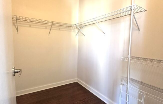 2 beds, 2 baths, 1,034 sqft, $2,550, Unit 604