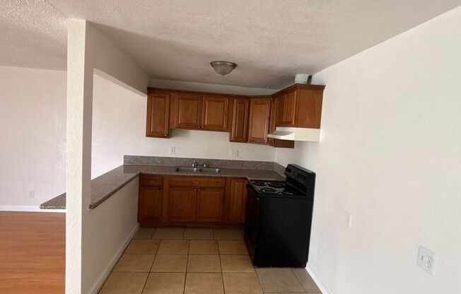 1 bed, 1 bath, 520 sqft, $1,395, Unit 210