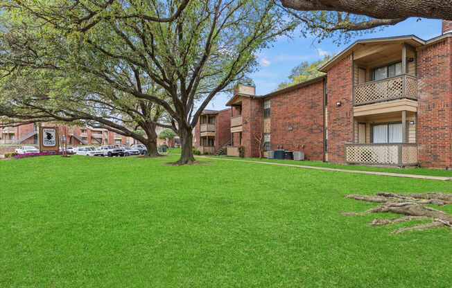 Eagle Creek Apartments