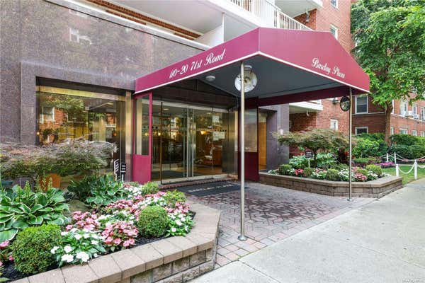 2 beds, 1 bath, $2,800, Unit 316