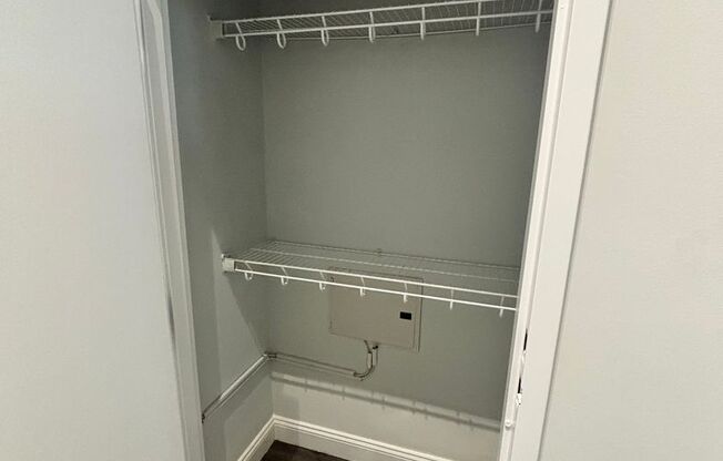 1 bed, 1 bath, 687 sqft, $2,350, Unit 102