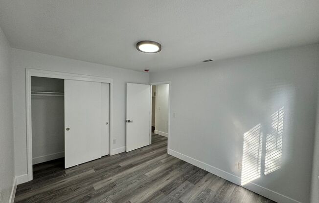 2 beds, 1 bath, 700 sqft, $1,795, Unit 19