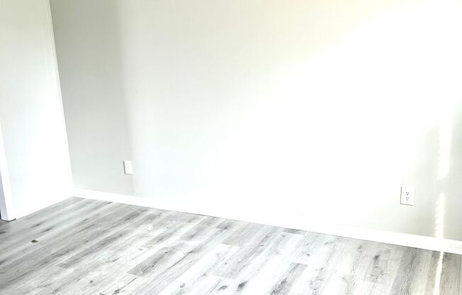 2 beds, 1.5 baths, 1,100 sqft, $1,099, Unit 714-B