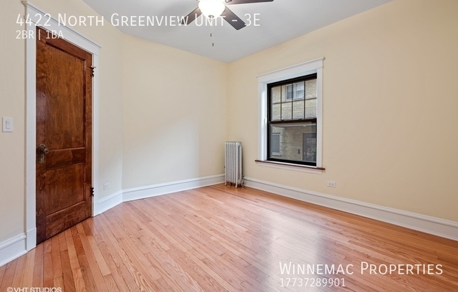 4422 N GREENVIEW