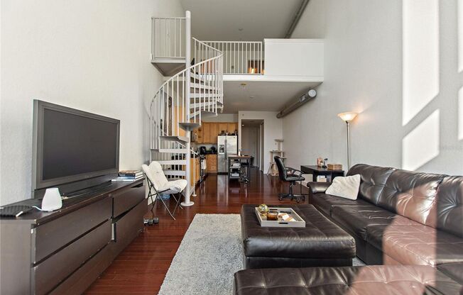 1 bed, 1.5 baths, $2,300, Unit # 1421