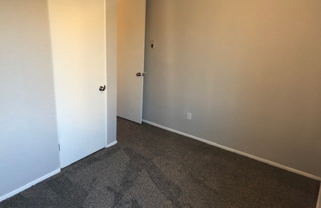 2 beds, 1 bath, 763 sqft, $1,350, Unit 4