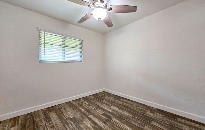 3 beds, 2 baths, $3,025, Unit 59