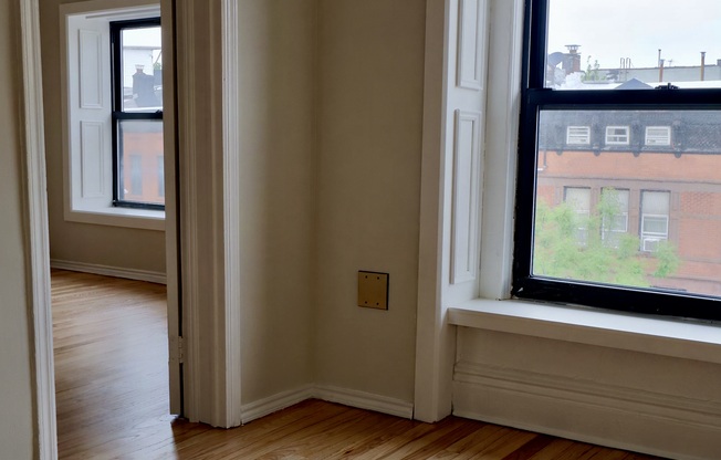 132 DECATUR ST