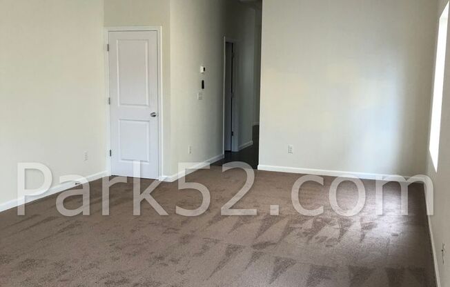 3 Bedroom 2.5 Bath Tacoma Townhouse