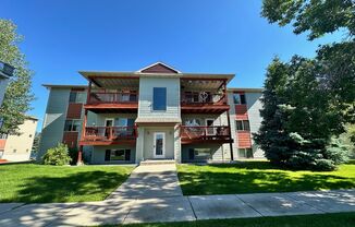 Lovely 2 bedroom 1.5 bath condo