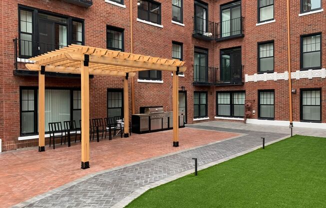 Studio, 1 bath, 280 sqft, $1,450, Unit 103