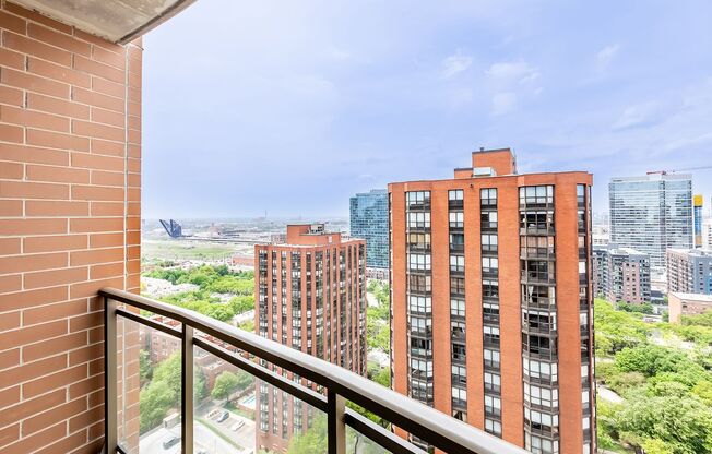 1 bed, 1 bath, 782 sqft, $2,299, Unit 1302