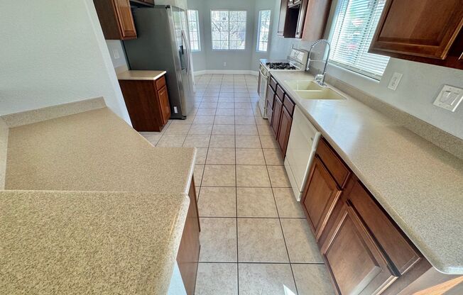 Stunning 4 bedroom home offering comfort and space in North Las Vegas