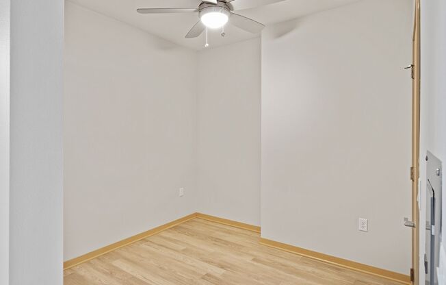 Studio, 1 bath, 510 sqft, $1,275, Unit 119