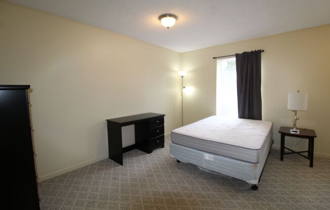 2 beds, 2 baths, $750