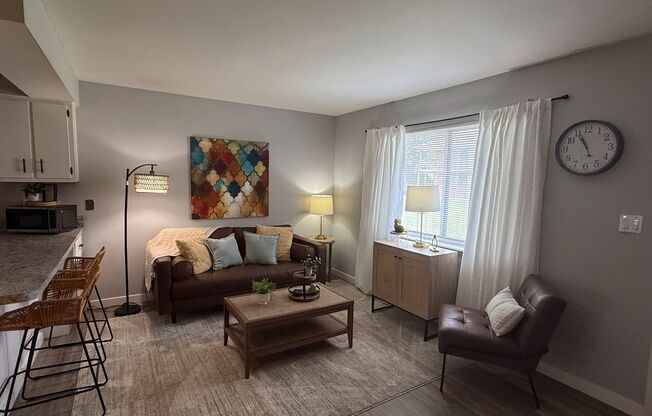 1 bed, 1 bath, 550 sqft, $1,300, Unit 1202