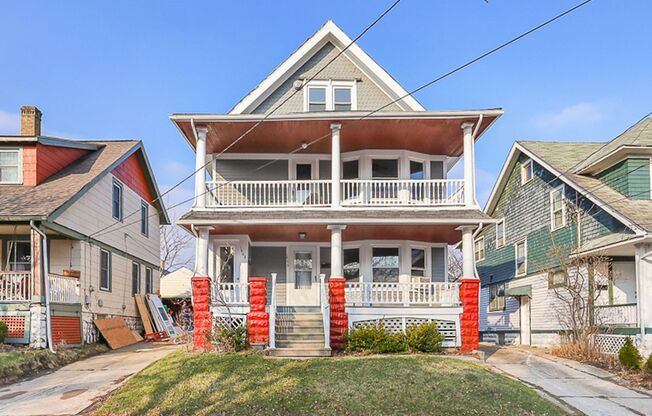 1466 HOPKINS AVE LAKEWOOD, OH. 44107