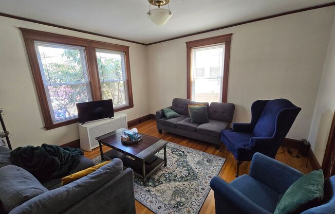 Comfortable 3-Bedroom Living with Outdoor Retreat in Brighton