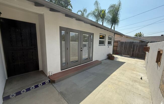 Charming 3BR/1.5BA Home for Rent in San Carlos w/ attached garage!
