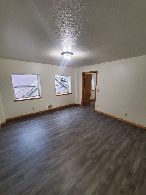 2934 S 9 ST