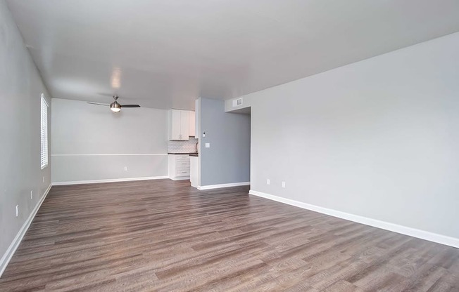 Posh Resident Lounge at Los Robles Apartments, California