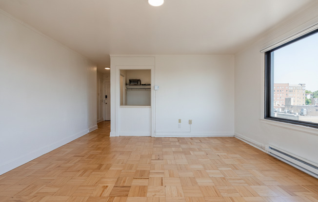 Studio, 1 bath, 382 sqft, $1,495, Unit 811
