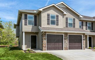Serrano Townhomes: Where Comfort Meets Convenience