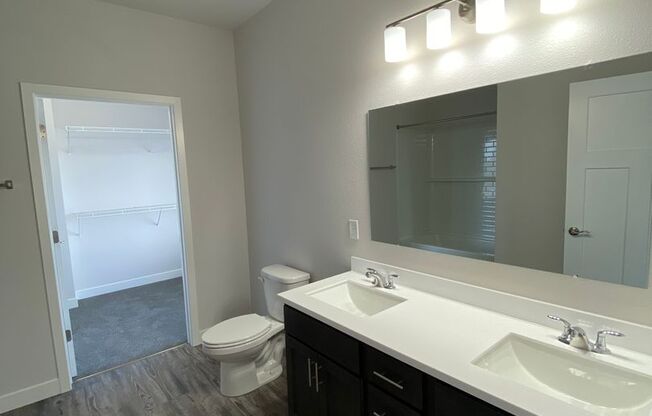 3 beds, 3.5 baths, 2,358 sqft, $3,200, Unit 4888-334