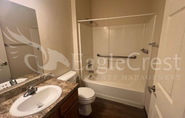 3 beds, 2 baths, 1,250 sqft, $1,995, Unit 158 Rodeo Loop