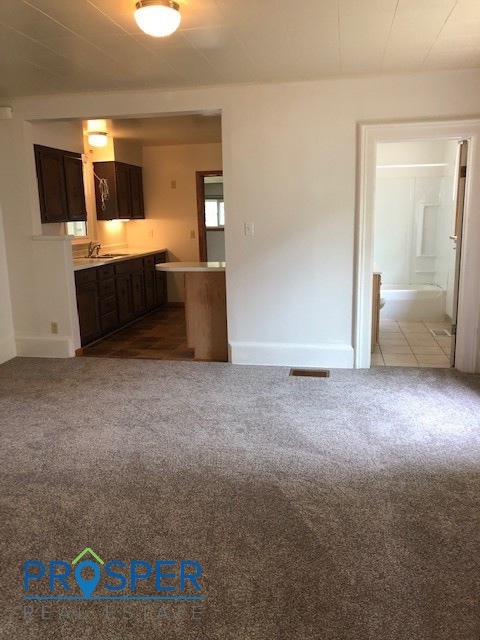 4 beds, 1 bath, $1,820