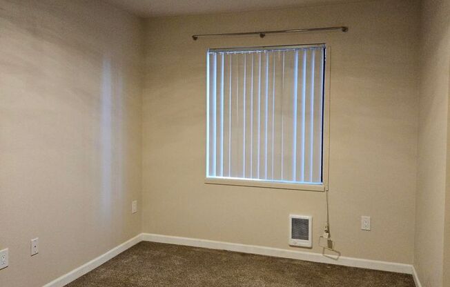 1 bed, 1 bath, 410 sqft, $1,295, Unit 109