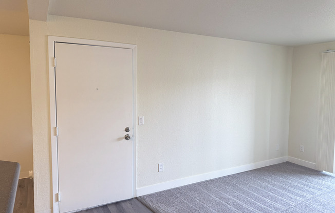 2 beds, 2 baths, 984 sqft, $2,175, Unit B203