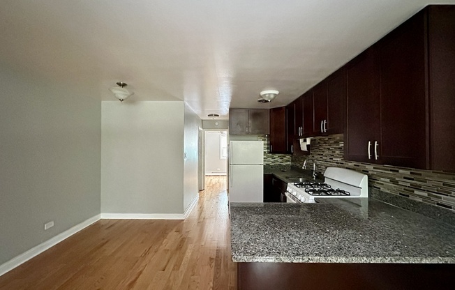 8500 500 WAUKEGAN