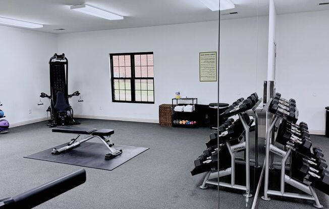 2 beds, 1.5 baths, 1,050 sqft, $1,185, Unit 156