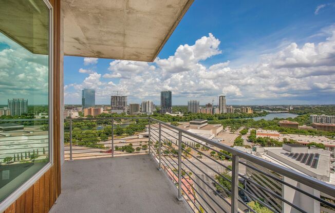 2 beds, 2.5 baths, 2,171 sqft, $9,728, Unit 1910