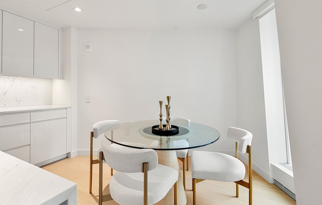 1 bed, 1.5 baths, 1,104 sqft, $9,500, Unit 5G