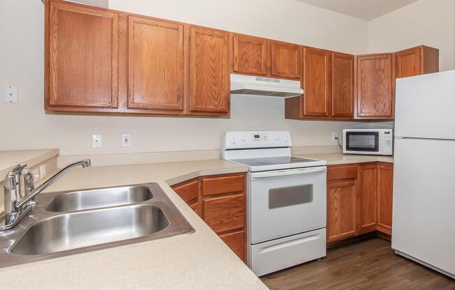 1 bed, 1 bath, 782 sqft, $1,420