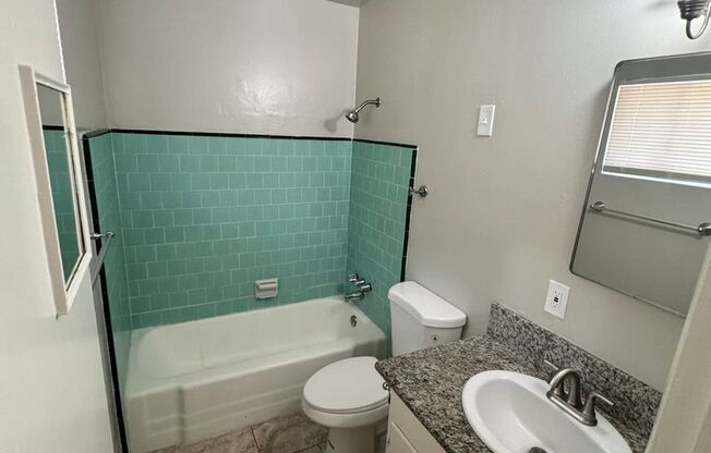 728 N. Palm Ave.