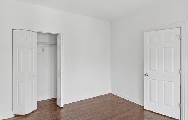 3 beds, 2 baths, 1,250 sqft, $2,600, Unit 6585-3