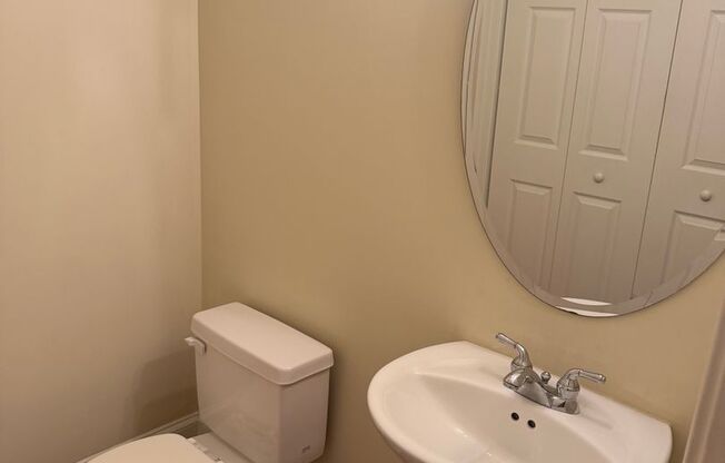Secure & Stylish 1-Bedroom in the Heart of Midtown