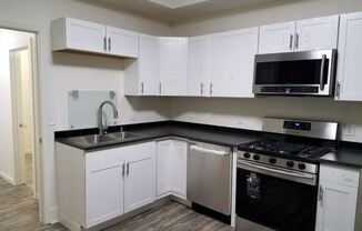 1862 W 48th Street