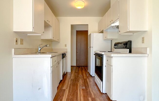 Updated Beacon Hill 1bd/1bth Condo, $1,650/mo.