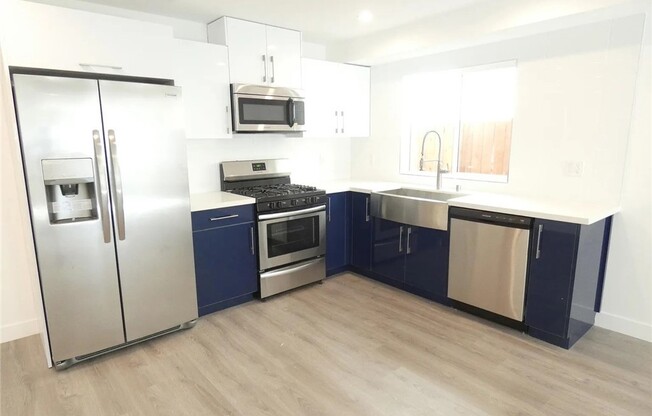10837 1/2 BLIX ST